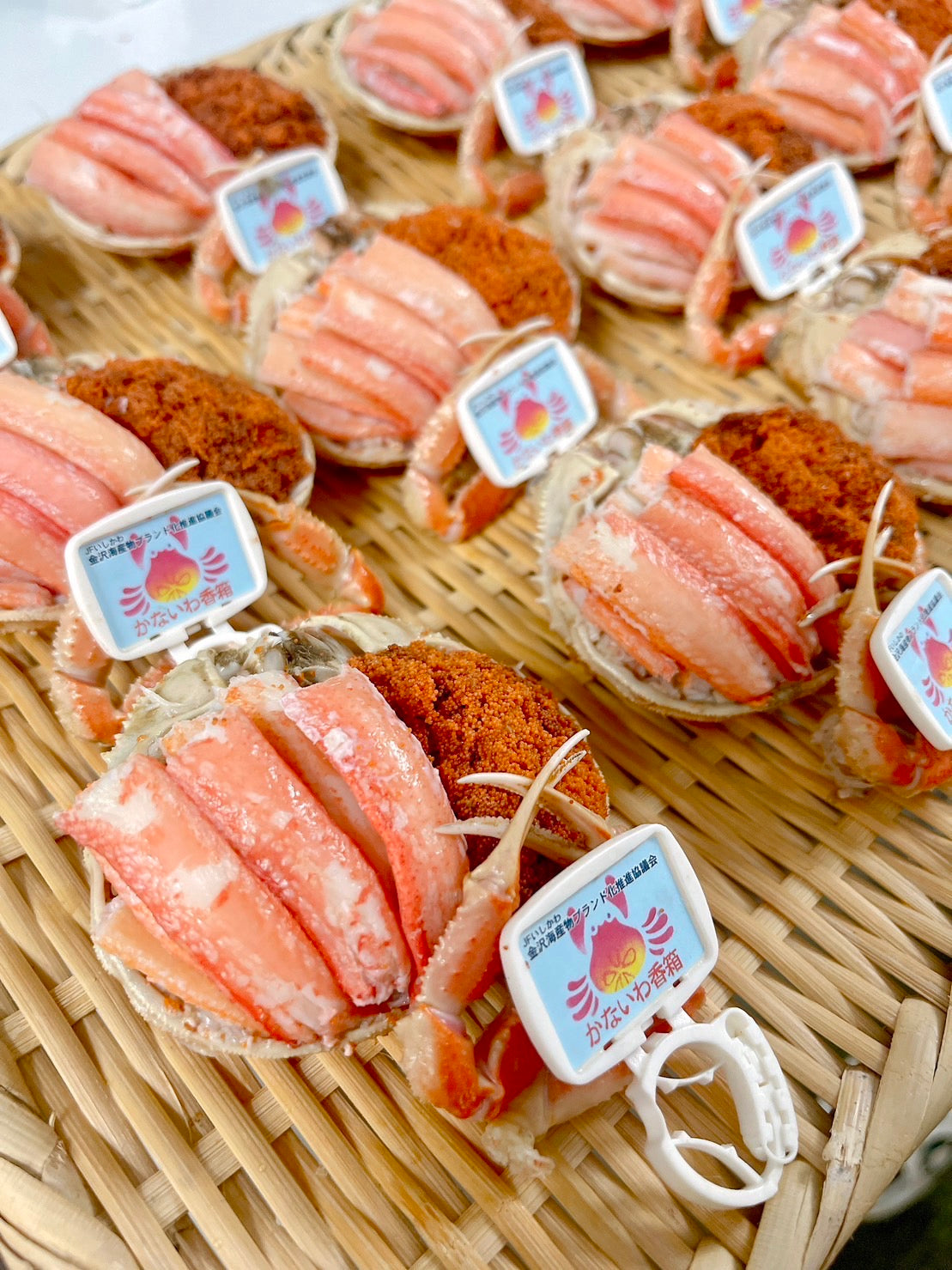 香箱ガニの面詰め(甲羅盛り)